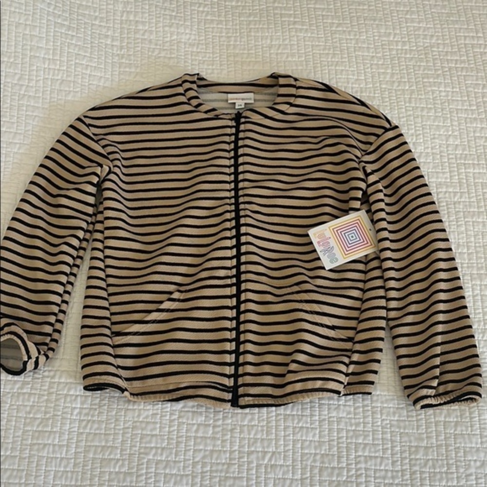 LULAROE :: JACKET